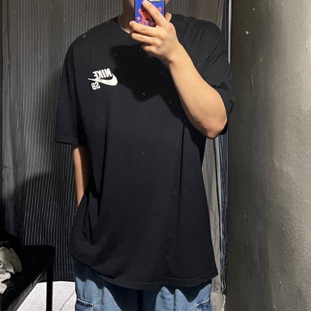 나이키 SB 블랙 화이트 로고프린팅 심플 루즈핏 반팔 티셔츠 XL