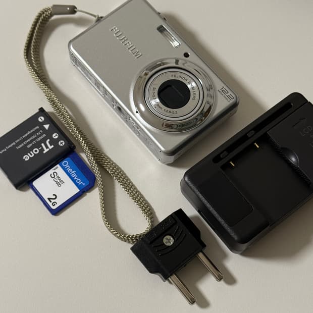 후지필름 파인픽스 J30 빈티지디카 디지털카메라