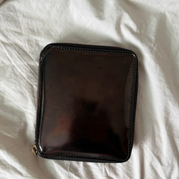 꼼데가르송 jp 에나멜 지갑