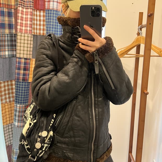 블랙 양가죽 양털 무스탕