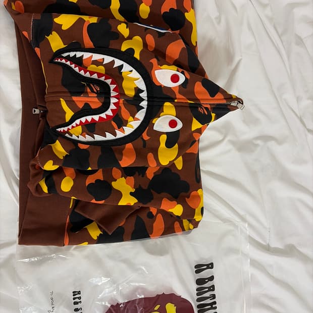 베이프 카모 샤크후드 오렌지