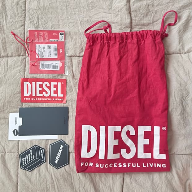 디젤 화이트 XS 미니백 크로스백