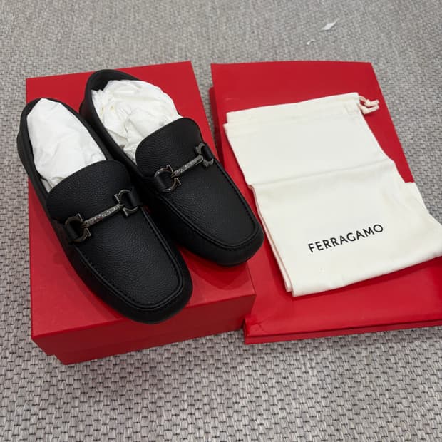 (새상품) 페레가모 로퍼