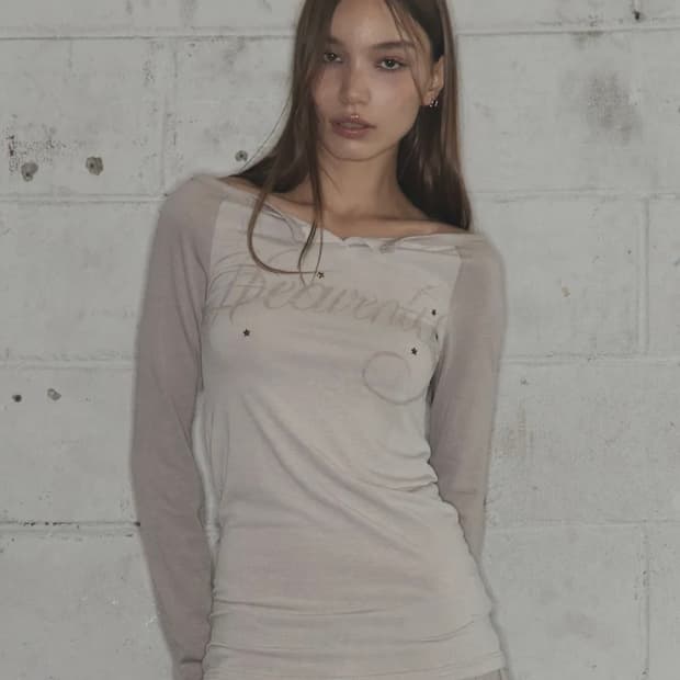 팬시클럽 헤븐리 오프숄더 롱슬리브