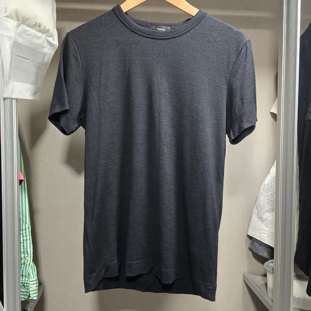 띠어리(Theory) 가스켈 아네모네 티셔츠 S