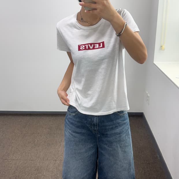 Levis 리바이스 로고 화이트 반팔