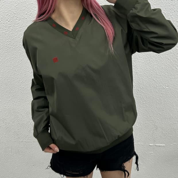 발망 로고 카키 브이 웜업 100