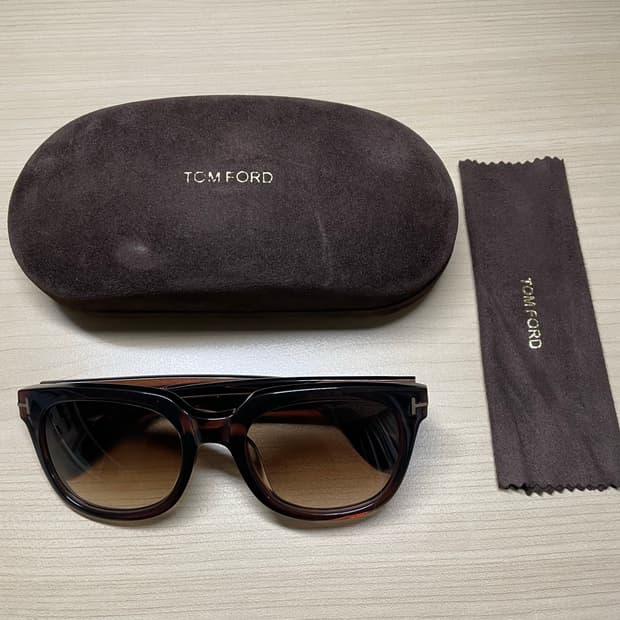 톰포드 TF211 AF 50F