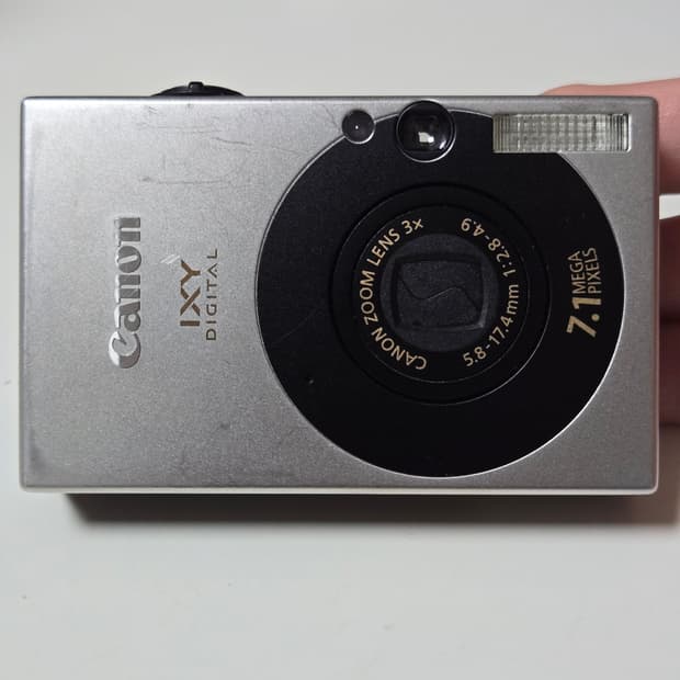 캐논 IXY10 (IXUS 70) 디지털 카메라