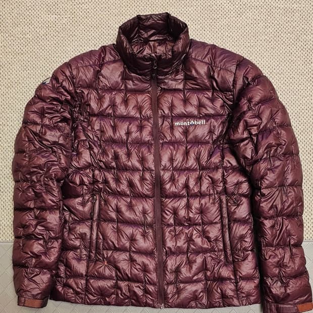 몽벨 경량패딩 팝니다.