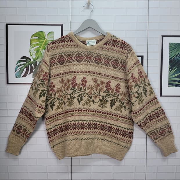 로라 애슐리 울100% 스웨터 Made in Great Britain M