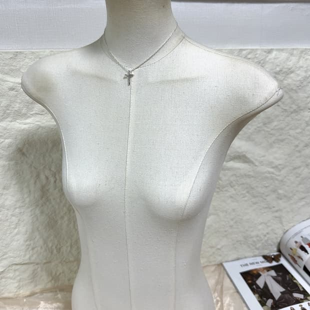 빈티지 마테 십자가 큐빅 목걸이