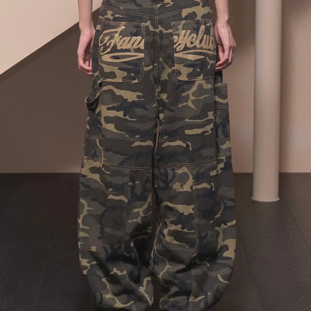 카펜더 레터링 데님 팬츠 (KHAKI CAMO)_F24ZD884
