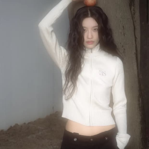 애즈온 마론 니트 집업 MARON KNIT ZIP-UP
