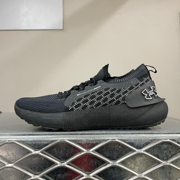 언더아머 호버 팬텀3 255