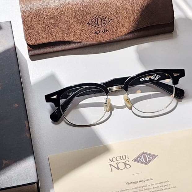 어크루 nos04 새상품 풀구성 팝니다!