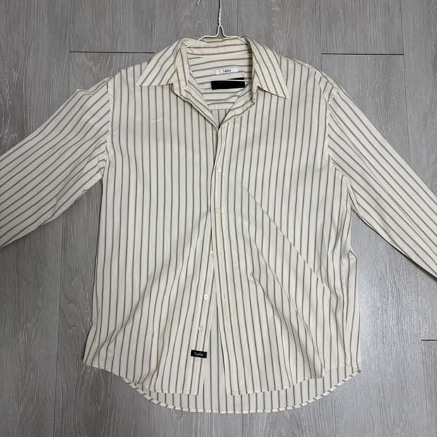 타일레 셔츠 팝니다.