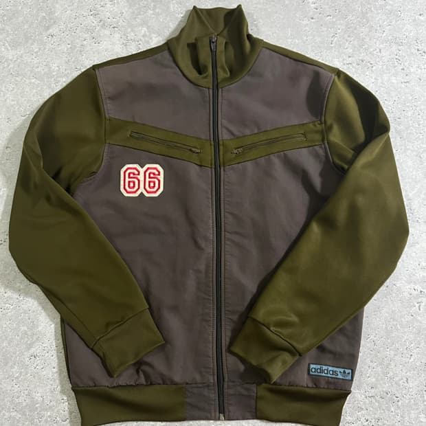 00s adidas 올드스쿨 올리브 66 패치 트랙탑 져지