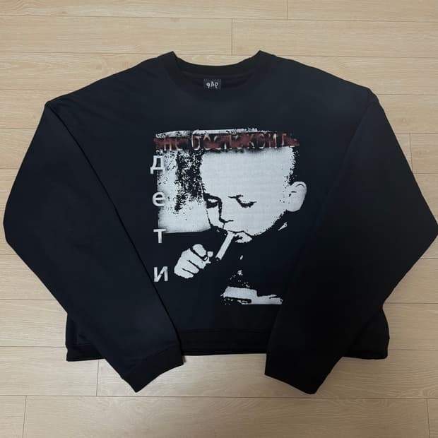 OS) QAP baby crewneck 맨투맨 - black