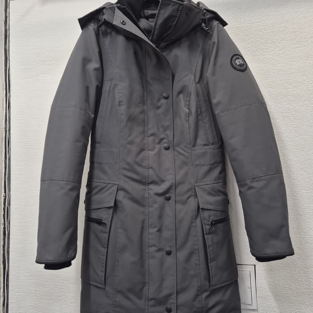 캐나다구스 여자 패딩 그레이 / XS (국내정품)