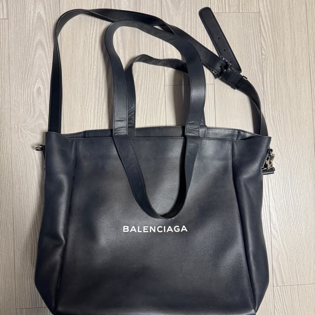 발렌시아가 / 토트백 / OS