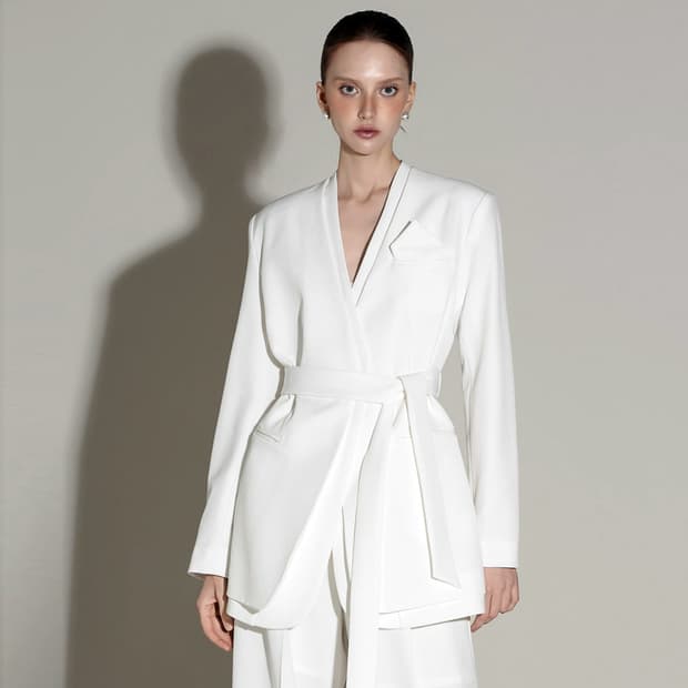 딘트(DINT) 스트랩 세트 자켓 프리사이즈 새상품