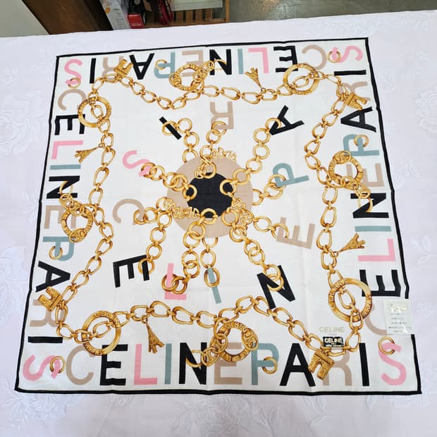 셀린느 스카프 체인 프린팅