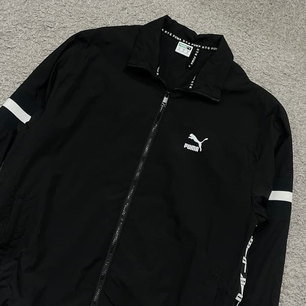 [100] 푸마 바람막이