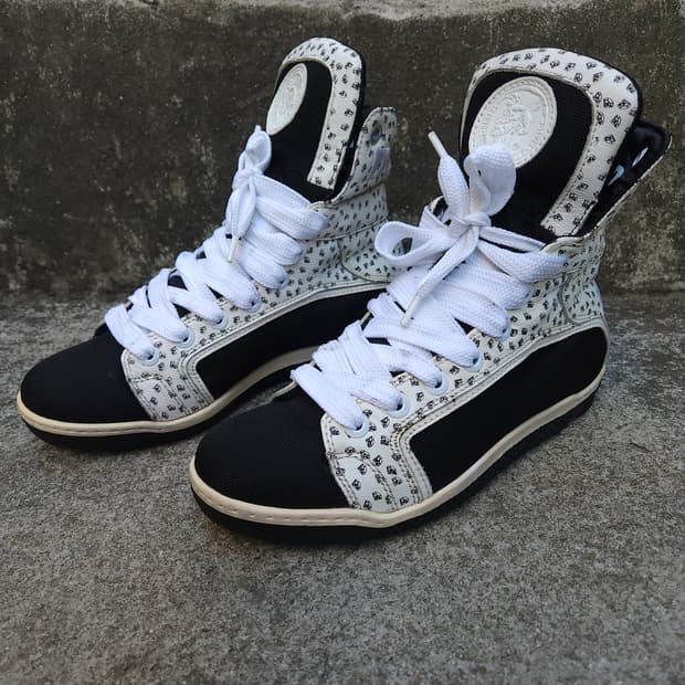 [250] Diesel Vintage 하이탑 스니커츠 남녀