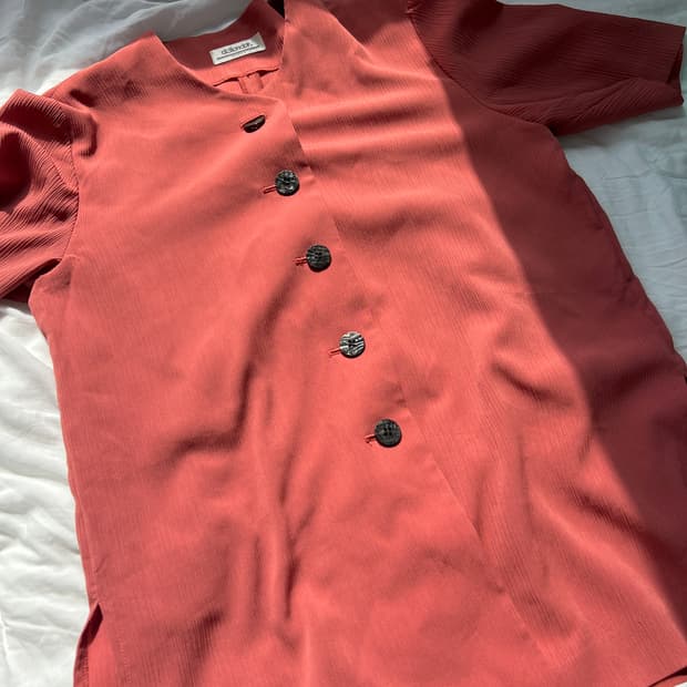 actiondor 빈티지 플리츠 블라우스 