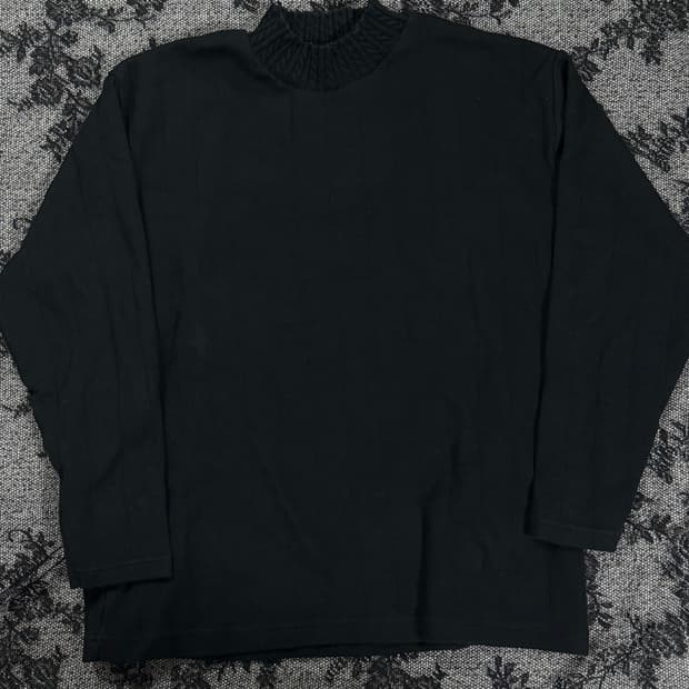 루루안파트 아카이브 텍스처 하이넥 블랙 롱슬리브