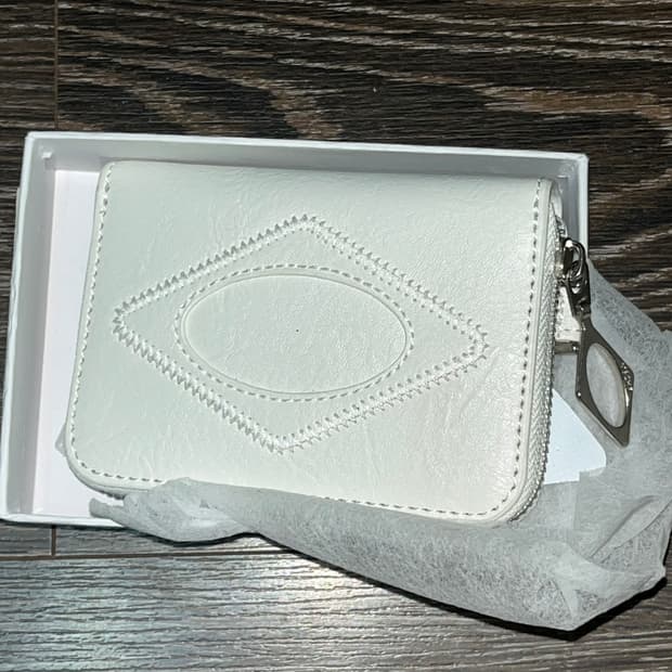 미스치프 롬버스 집 어라운드 월렛 화이트 ( 지갑 )