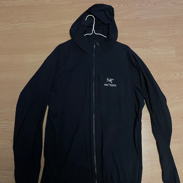 아크테릭스 스쿼미시 후디 블랙