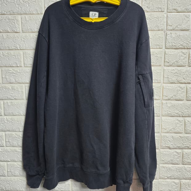 cp컴퍼니 맨투맨 xxxl