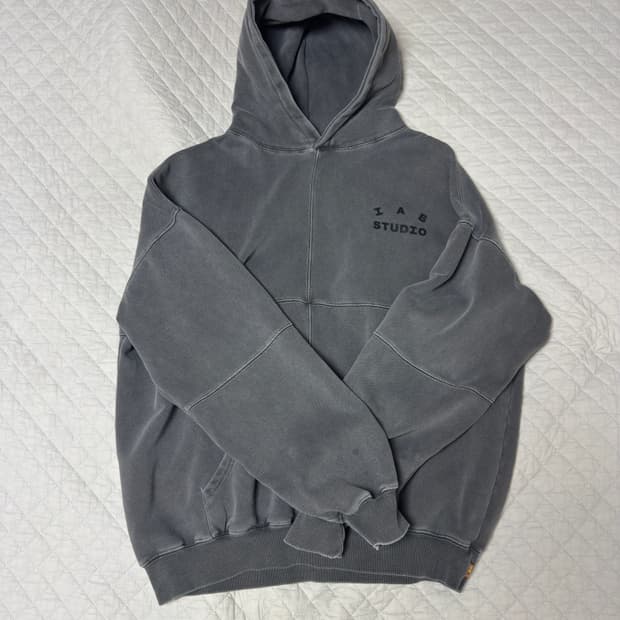 [IAB] 아이앱 스튜디오 블록 피그먼트 후드 사이즈 XL