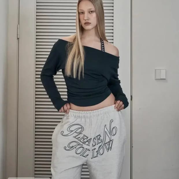  Amy Unbal Shirring Top