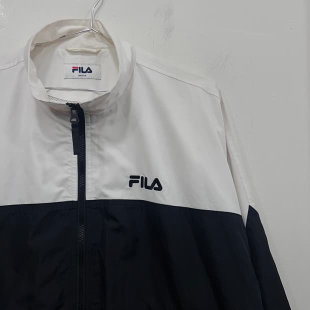 휠라 스포츠 이너메쉬 하이넥 바람막이