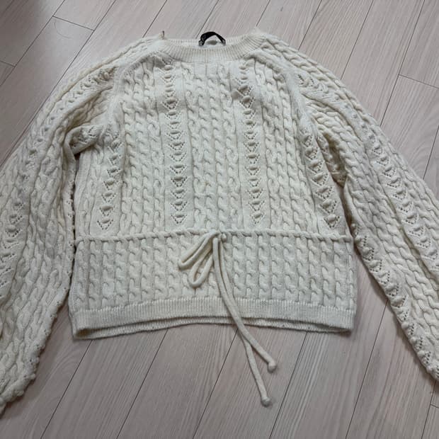 자라 꽈배기 니트 S