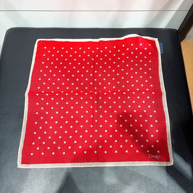 (정품/새상품) Drake's 드레익스 레드 도트 울 실크 포켓 스퀘어 