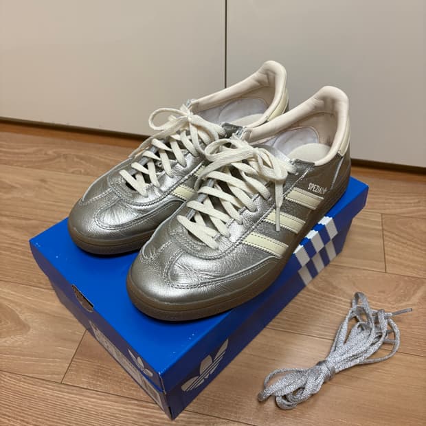 핸드볼 스페지알 js2630 새상품급 풀박스