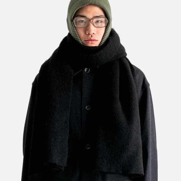 르메르 24FW 맥시 플러피 알파카 스카프 블랙