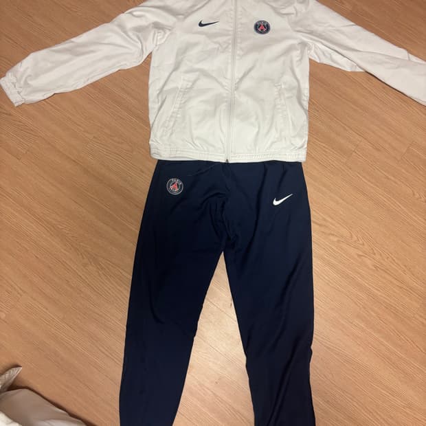 나이키 psg 바람막이