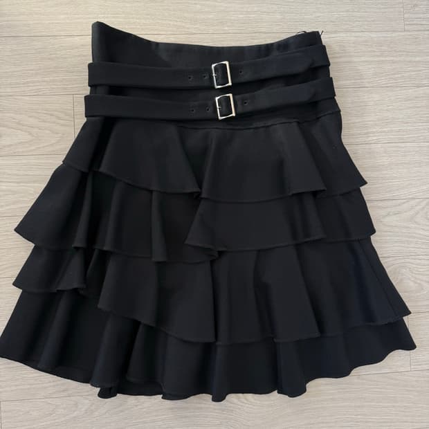 꼼데가르송 러플 스커트
