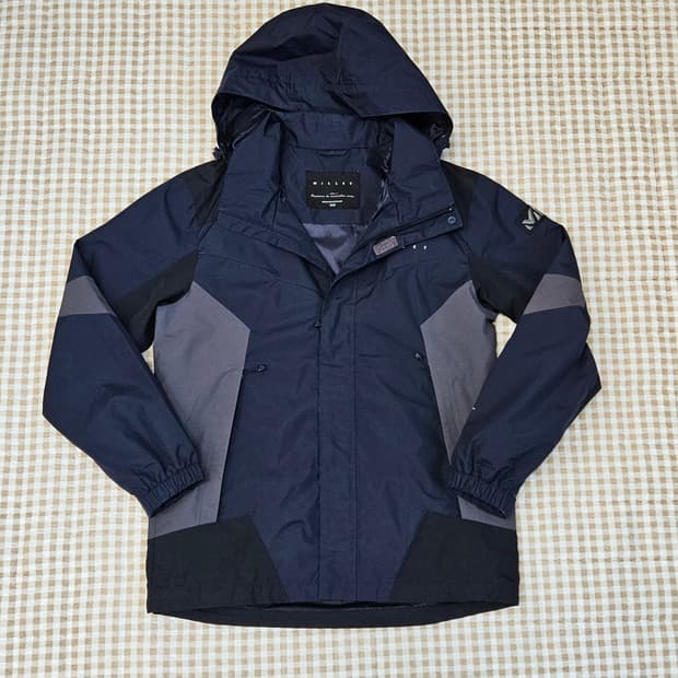 밀레 오버핏 바람막이 자켓 남자100