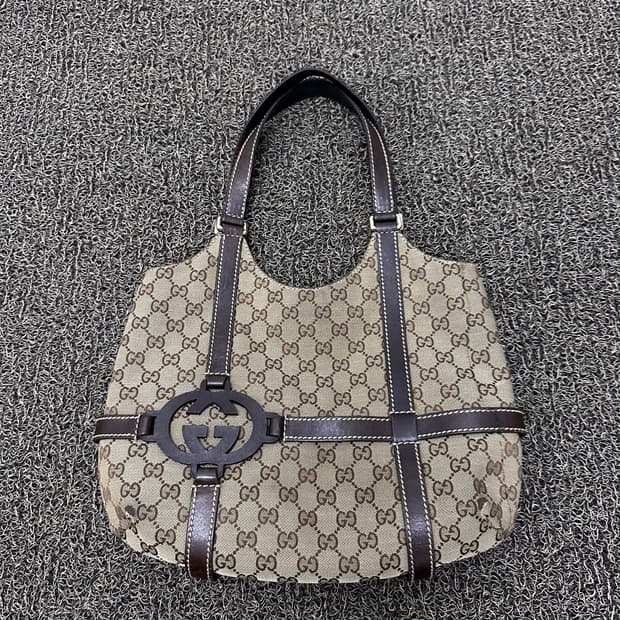 GUCCI 구찌 모노그램 로얄 여성 호보백 가방