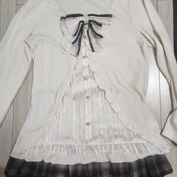 액시즈팜 리본 티셔츠 체크 스커트 세트 히메갸루 핀터깔 라떼갸루 리즈리사