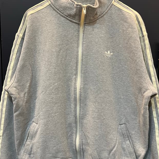 아디다스 스케이트보딩 트랙탑