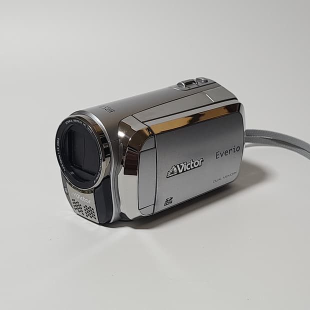 빅터 JVC 에버리오 GZ-HM110 빈티지 캠코더 디카