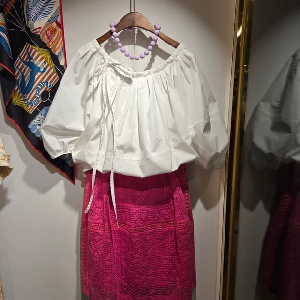 오즈세컨 핑크 펀칭레이스 스커트