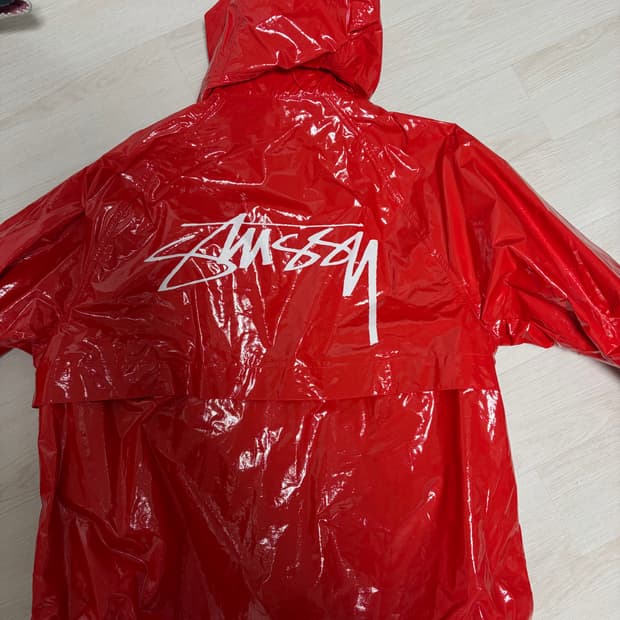 (XL) 스투시 비치 쉘 코디드 립스팁 레드